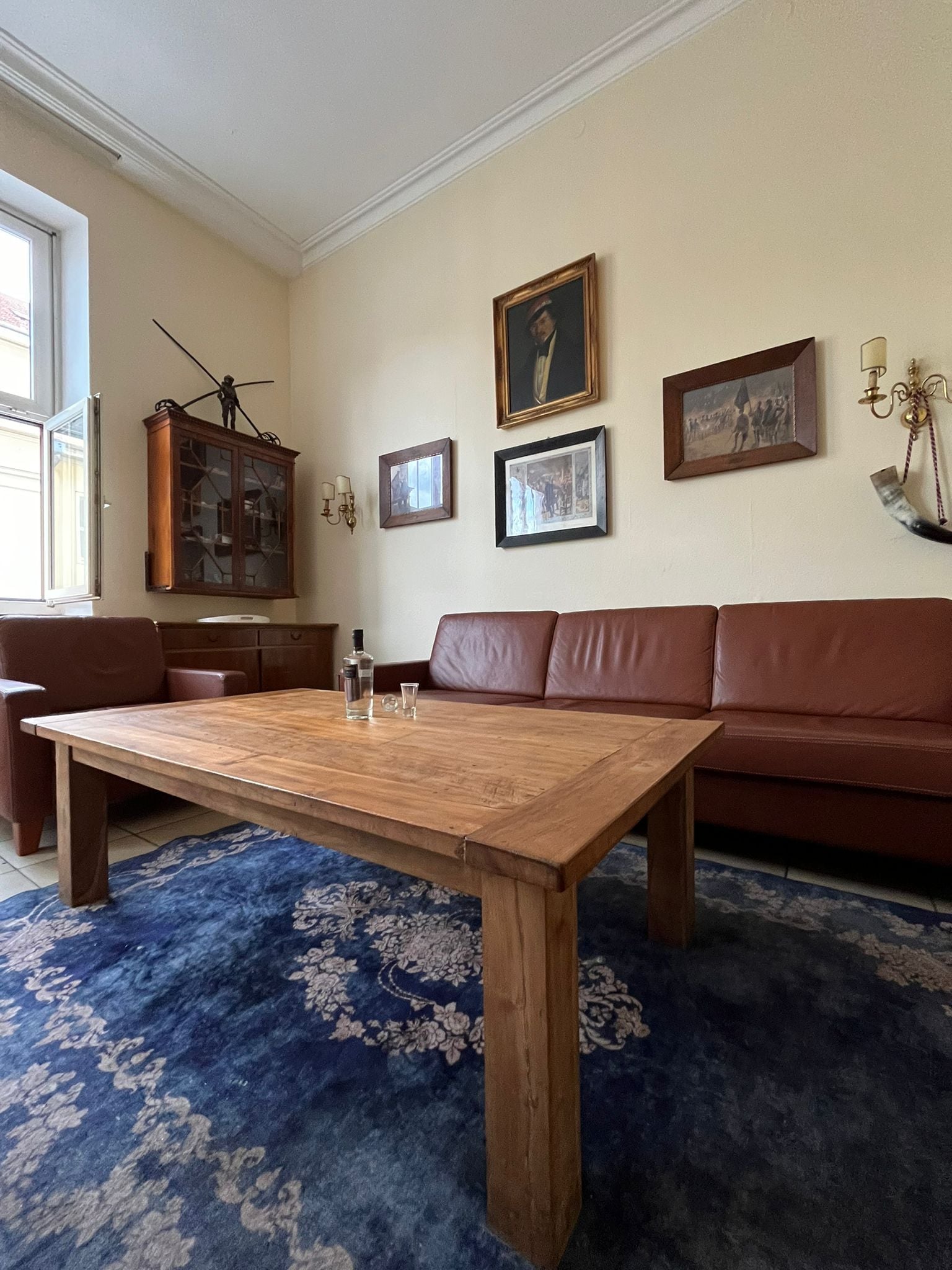 Studentenzimmer 6 - Eleganter Aufenthaltsraum